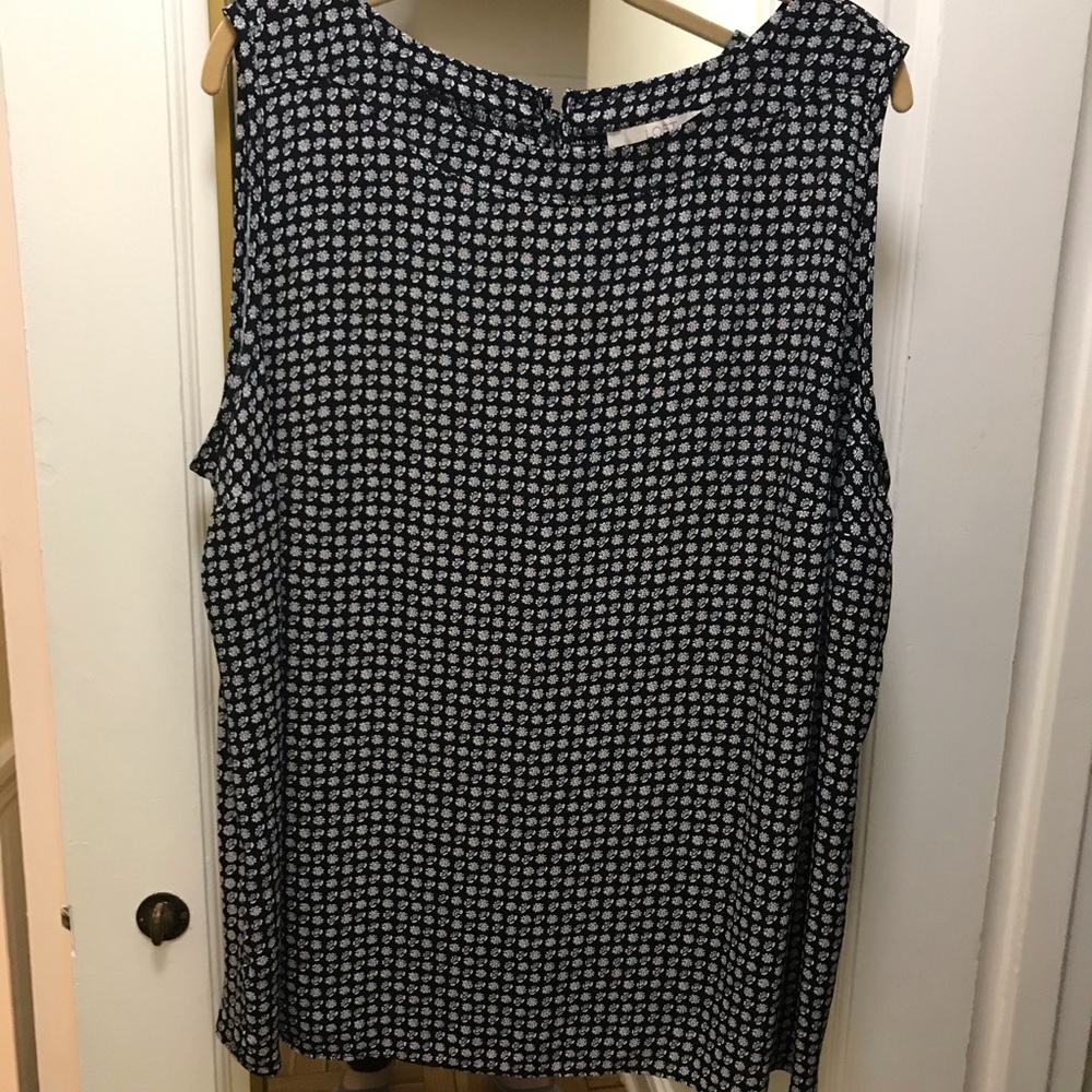 NWT Mixed media LOFT sleeveless blouse